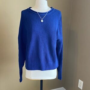 NWT‎ Women's GAP Royal Blue Sweater Small
